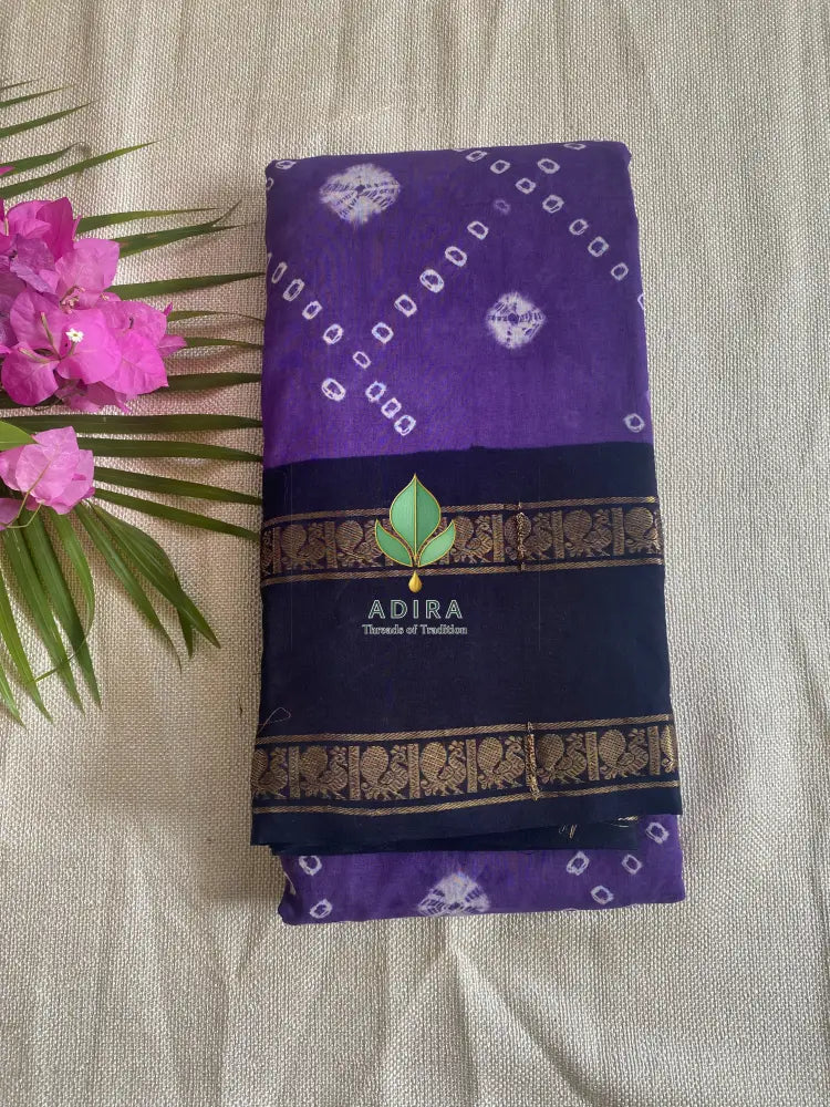 Purple Saree Hand knotted Sungudi On a Hand woven Cotton saree Kaikattu Sungadi - Sungudi